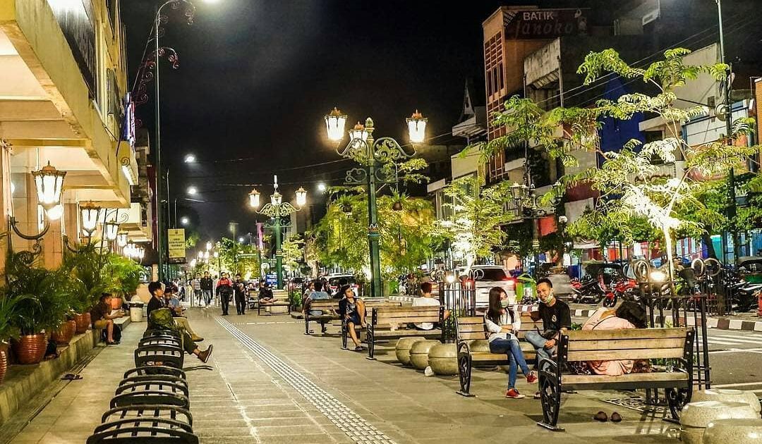 Nikmati Malam yang Syahdu di Malioboro bersama Jogja Roadcation